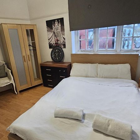London Edgware Station Apartment المظهر الخارجي الصورة